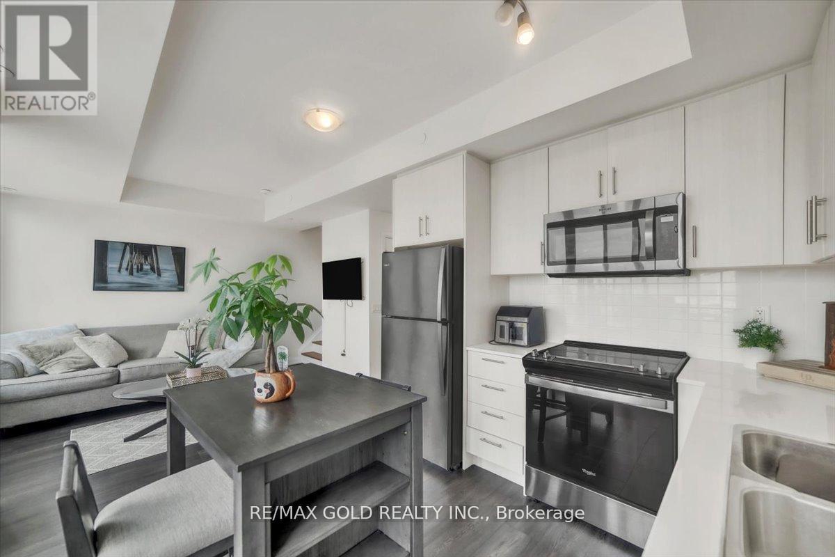 307 - 95 Attmar Drive, Brampton, Ontario  L6P 0Y6 - Photo 17 - W12409867