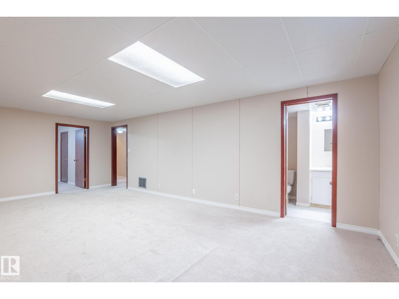 8008 129a Av Nw, Edmonton, Alberta  T5C 1X2 - Photo 24 - E4458154
