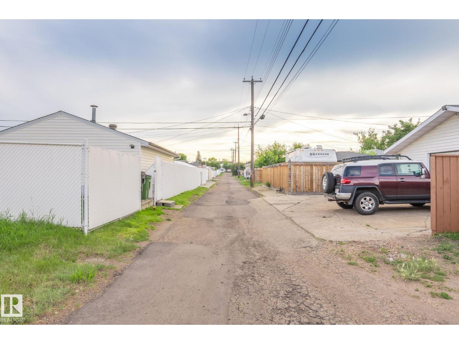 8008 129a Av Nw, Edmonton, Alberta  T5C 1X2 - Photo 39 - E4458154
