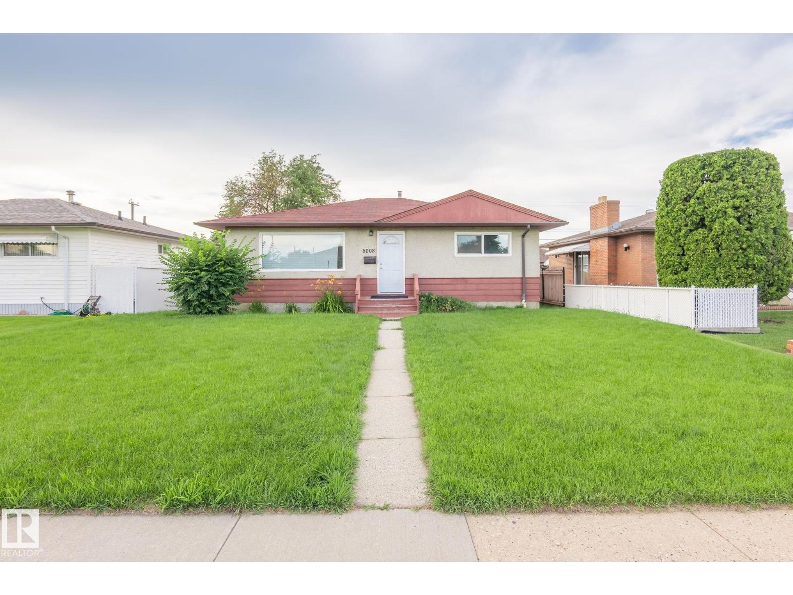 8008 129a Av Nw, Edmonton, Alberta  T5C 1X2 - Photo 7 - E4458154