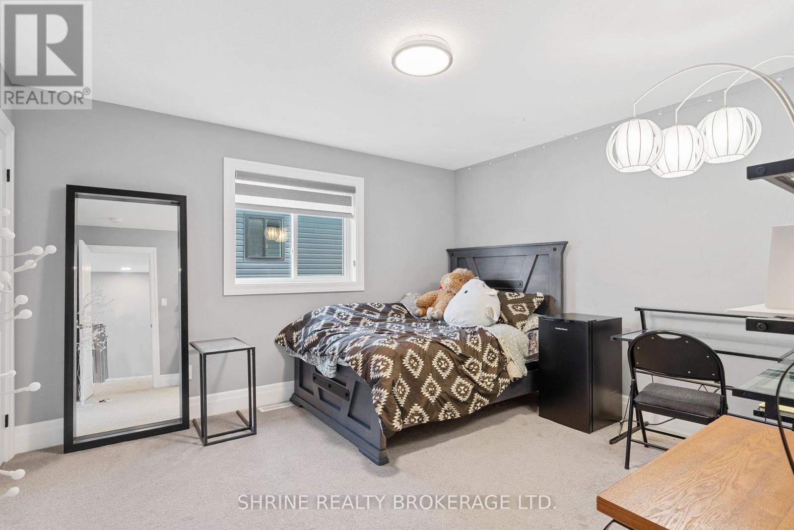 957 Holtby Court, London North, Ontario  N6G 0W9 - Photo 28 - X12408034