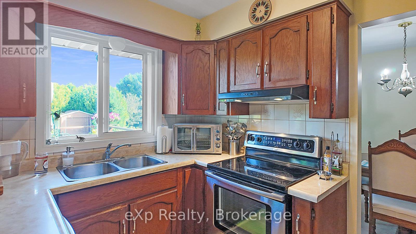 196/198 Concession 10, Saugeen Shores, Saugeen Shores, Ontario  N0G 2J0 - Photo 10 - X12410085