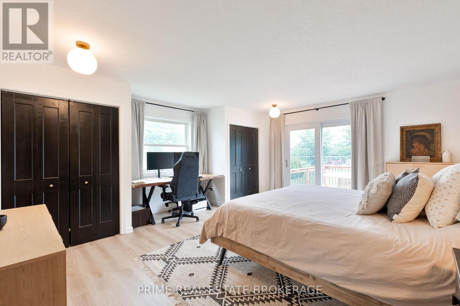 8865 Iona Road, Dutton/dunwich (Iona), Ontario  N0L 1P0 - Photo 20 - X12410091