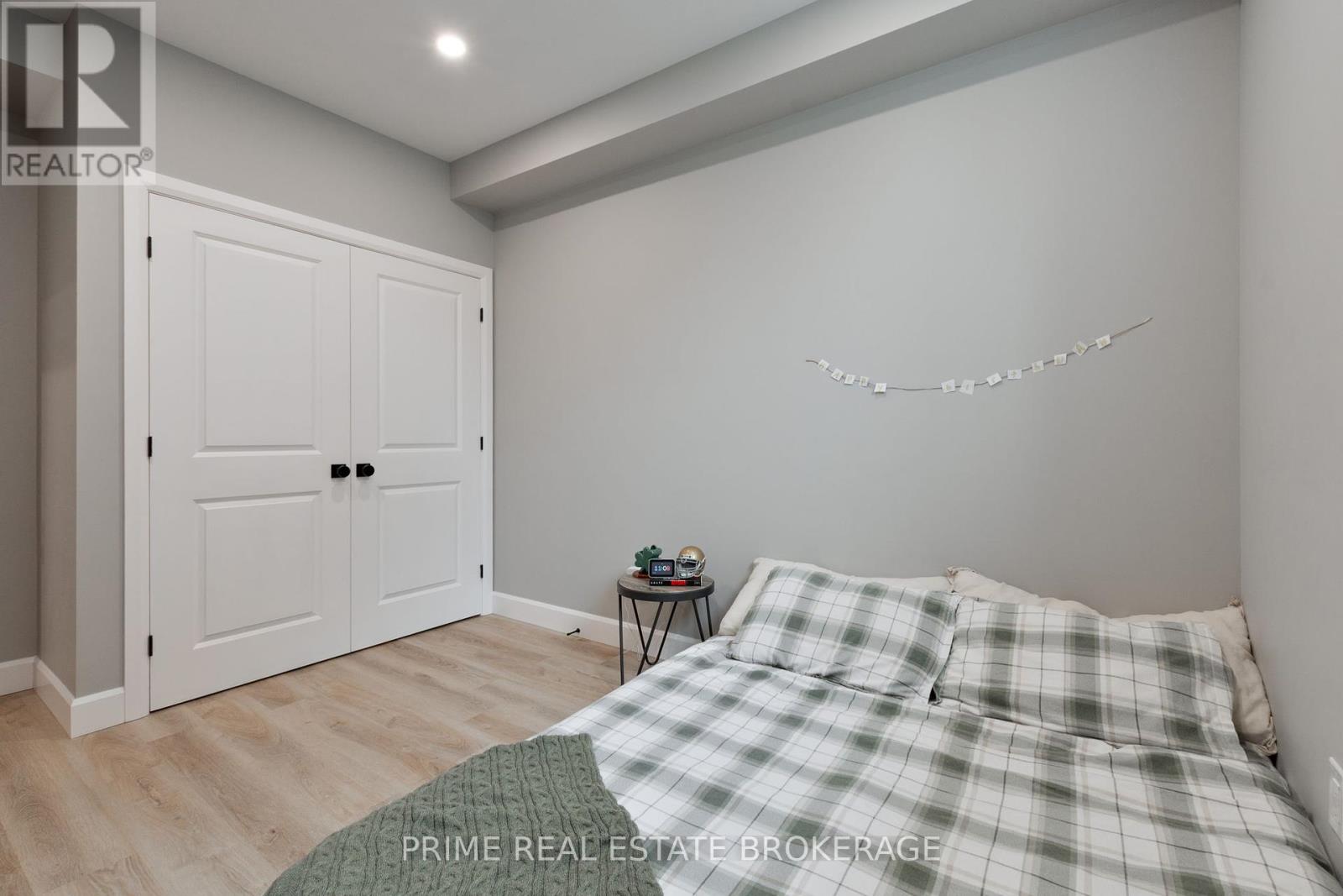 8865 Iona Road, Dutton/dunwich (Iona), Ontario  N0L 1P0 - Photo 38 - X12410091