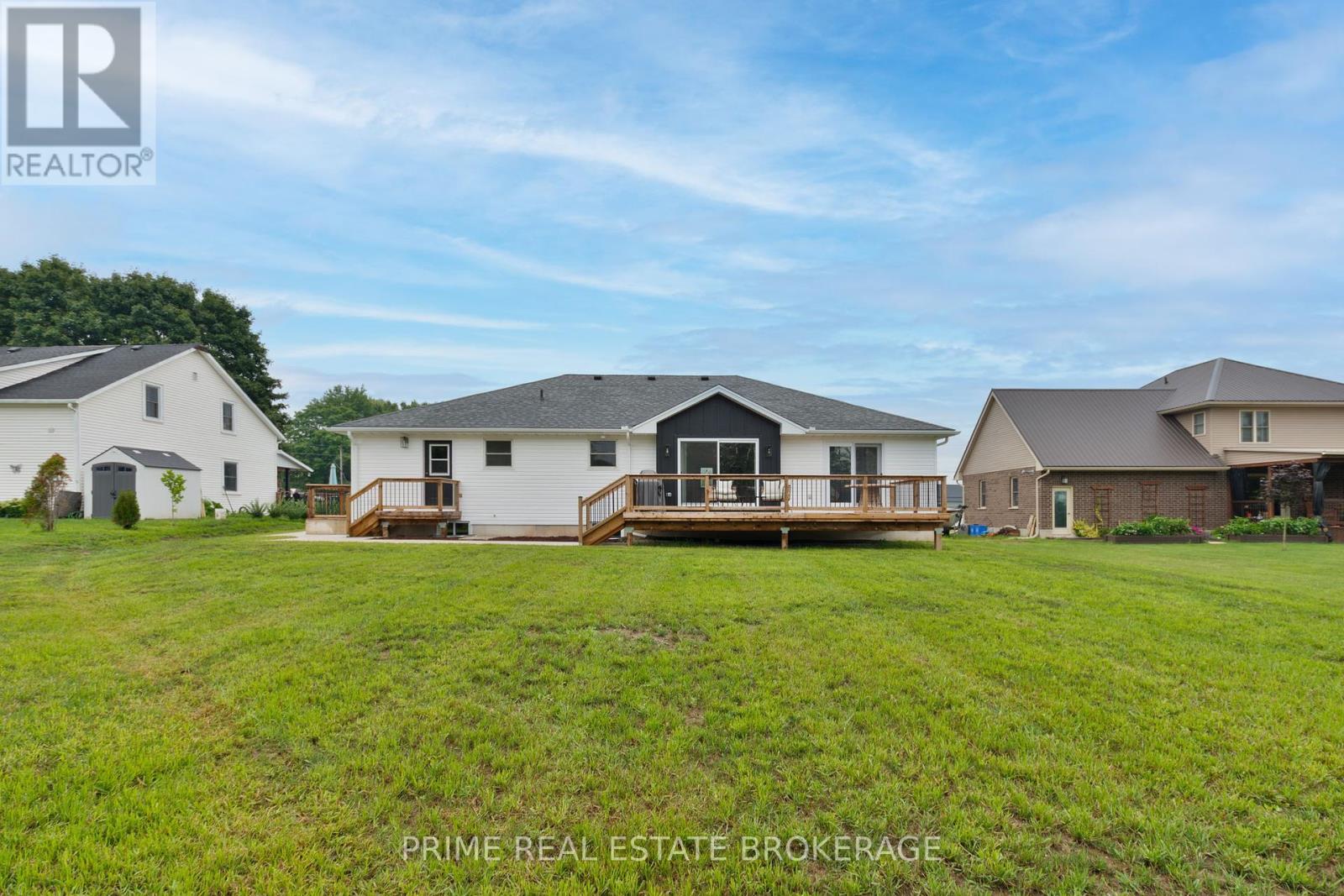 8865 Iona Road, Dutton/dunwich (Iona), Ontario  N0L 1P0 - Photo 42 - X12410091