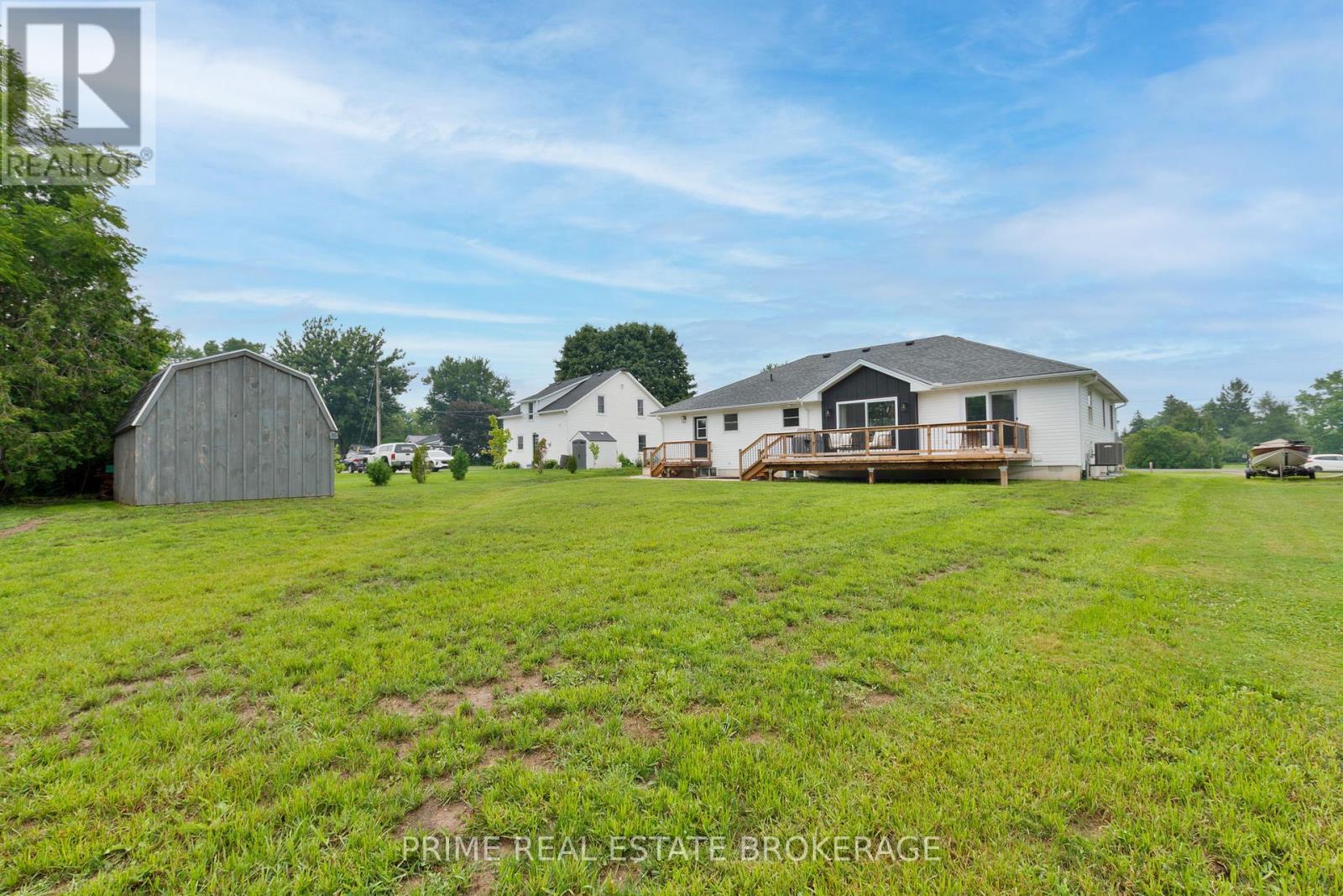 8865 Iona Road, Dutton/dunwich (Iona), Ontario  N0L 1P0 - Photo 43 - X12410091
