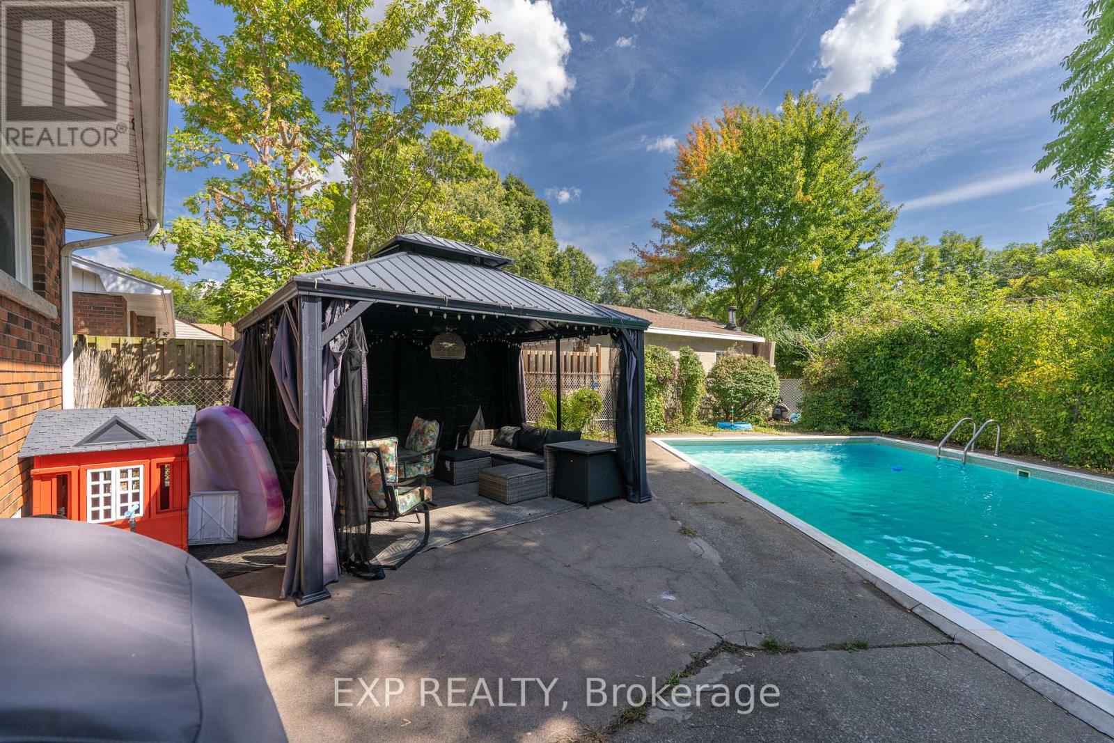 2896 Portage Road, Niagara Falls, Ontario  L2J 2J5 - Photo 36 - X12408499