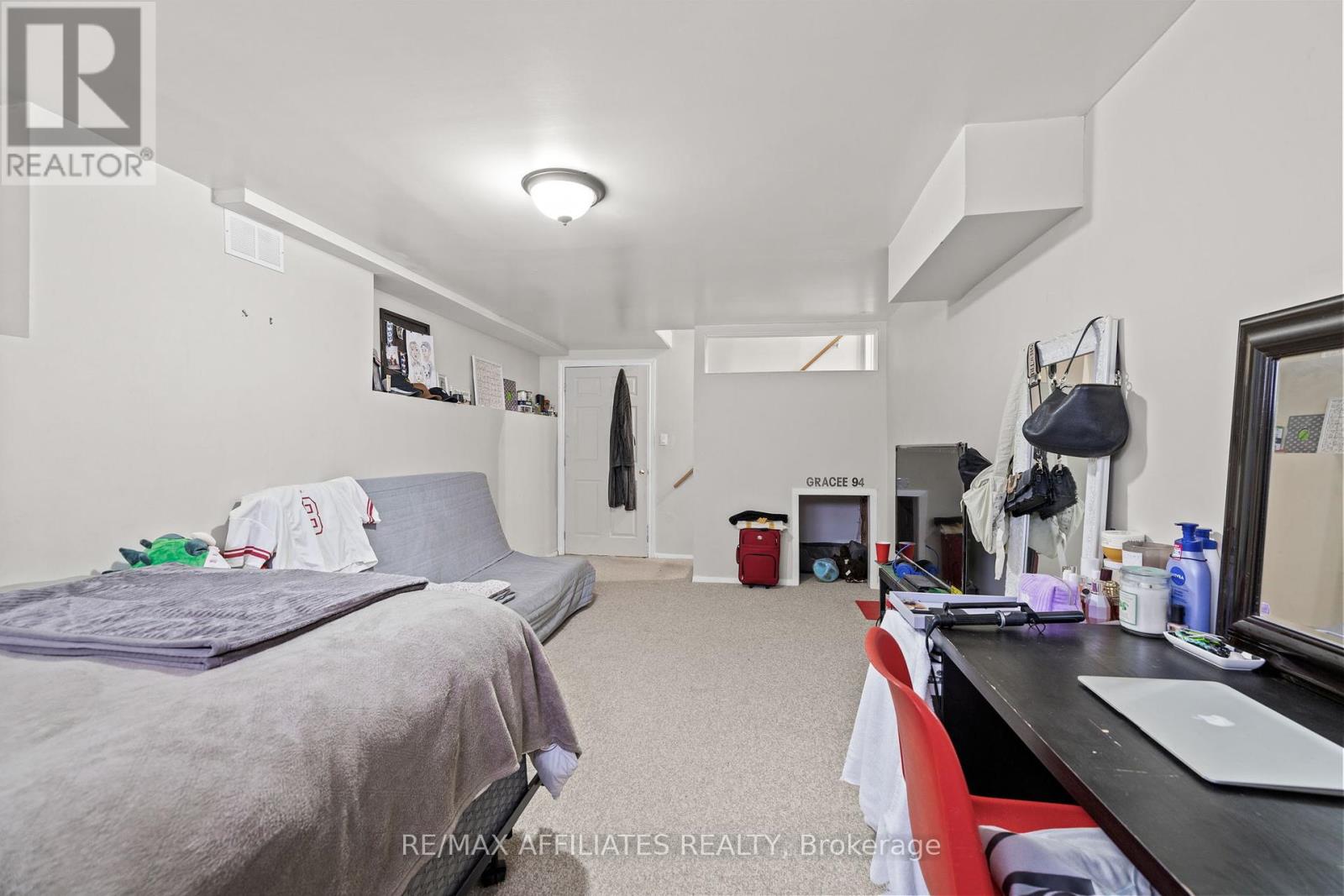43 Bluegrass Drive, Ottawa, Ontario  K2M 1G2 - Photo 24 - X12410095