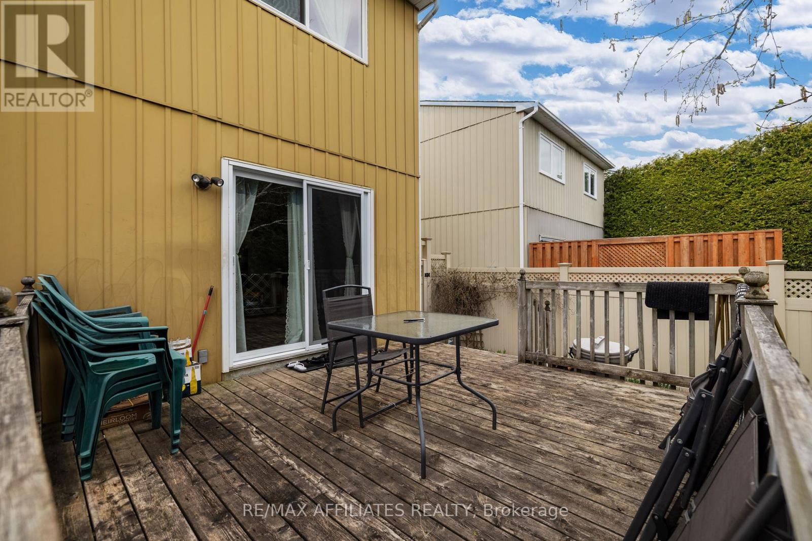 43 Bluegrass Drive, Ottawa, Ontario  K2M 1G2 - Photo 26 - X12410095