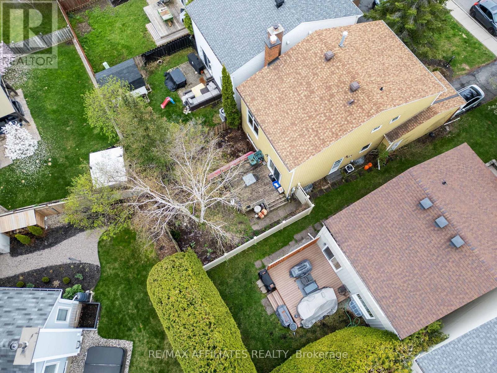 43 Bluegrass Drive, Ottawa, Ontario  K2M 1G2 - Photo 30 - X12410095