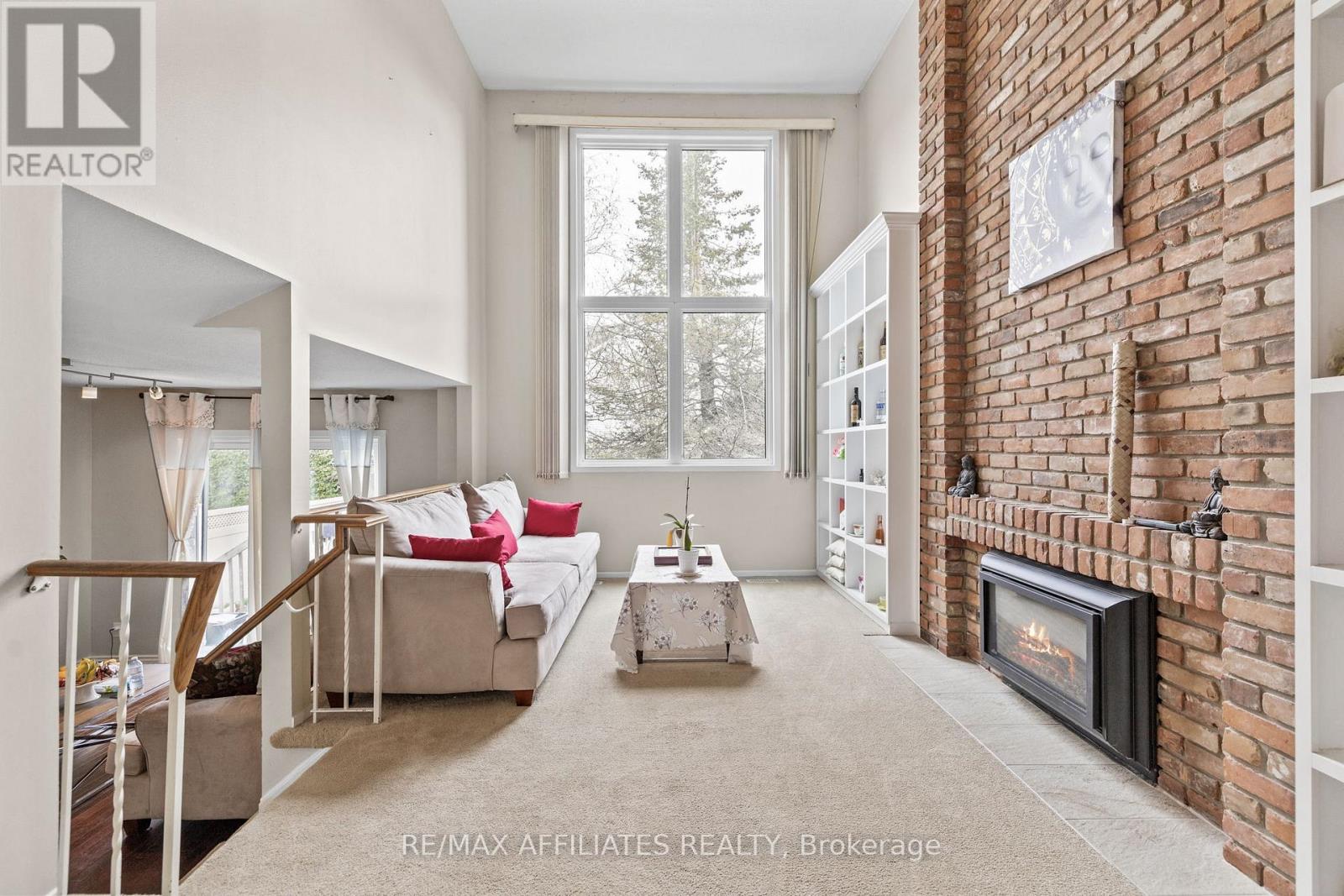 43 Bluegrass Drive, Ottawa, Ontario  K2M 1G2 - Photo 8 - X12410095