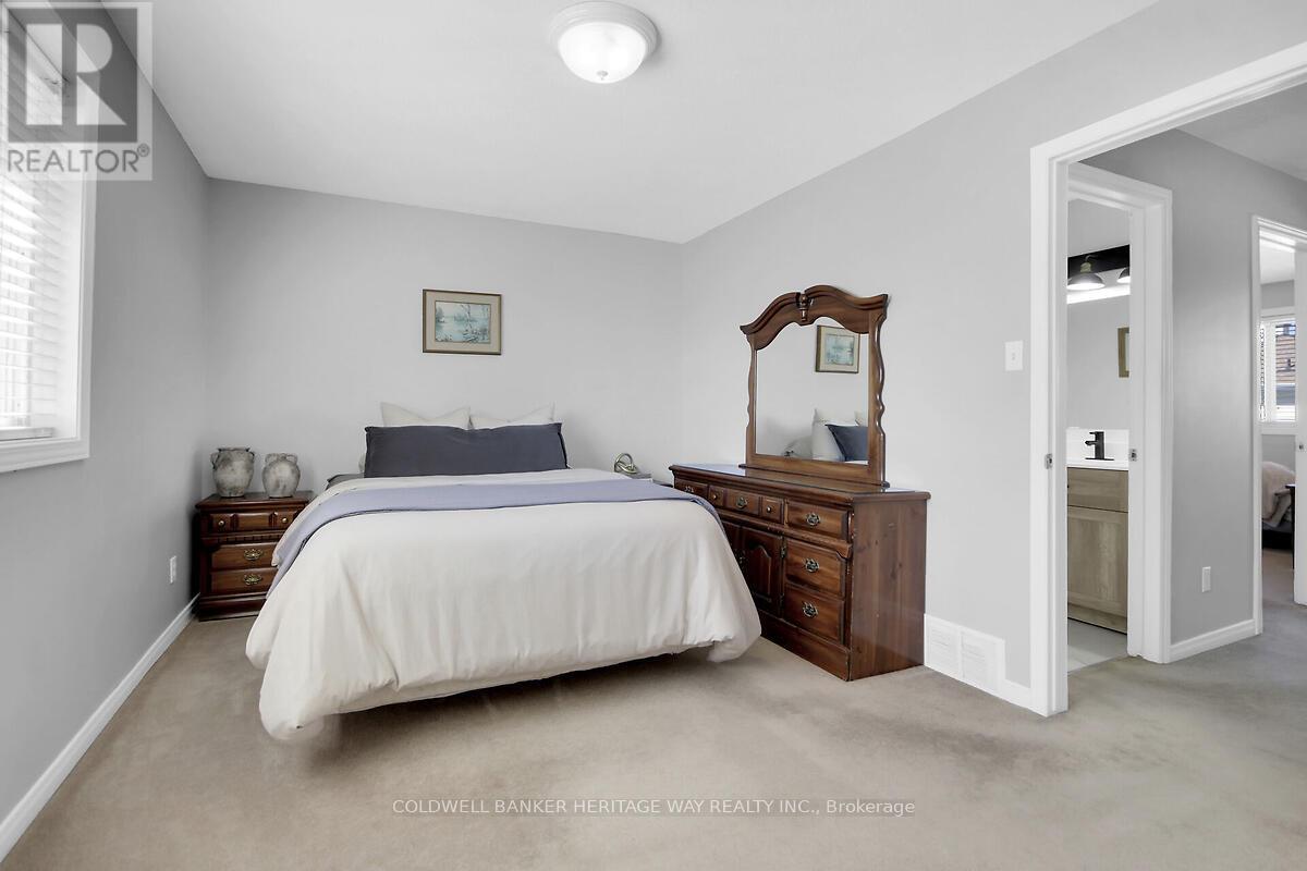 42 - 36 Mcdermot Court, Ottawa, Ontario  K2L 3V3 - Photo 20 - X12410097