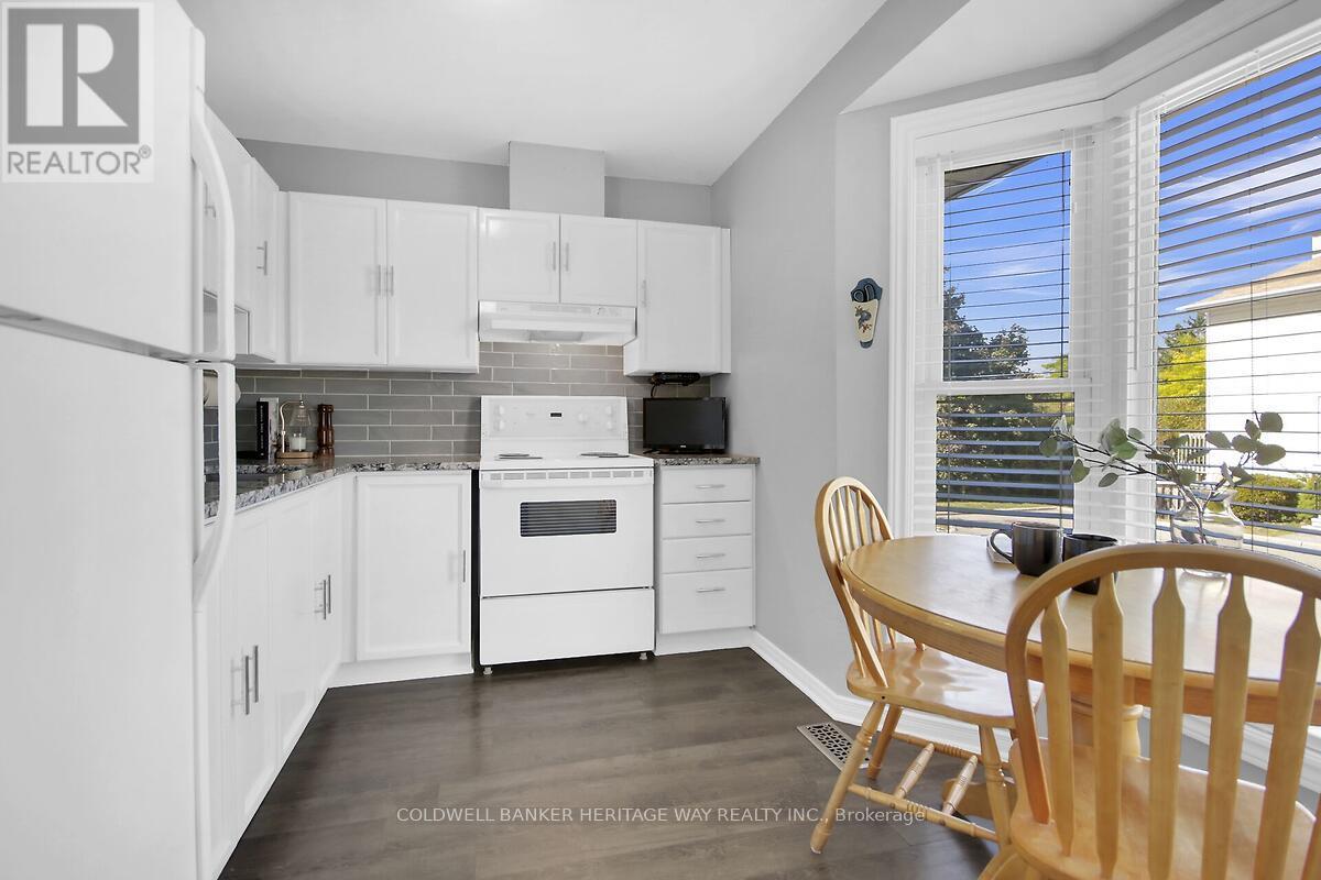 42 - 36 Mcdermot Court, Ottawa, Ontario  K2L 3V3 - Photo 3 - X12410097