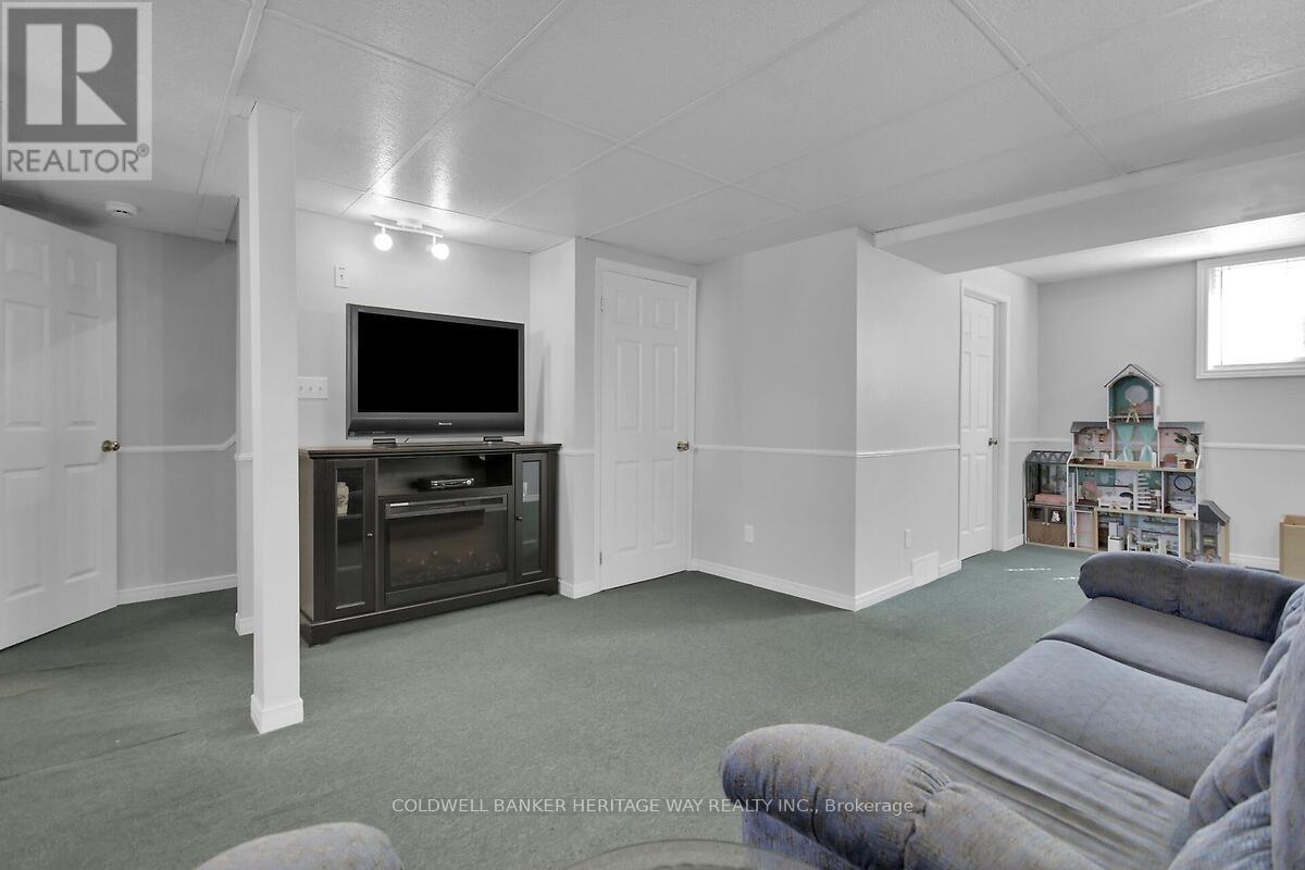 42 - 36 Mcdermot Court, Ottawa, Ontario  K2L 3V3 - Photo 30 - X12410097