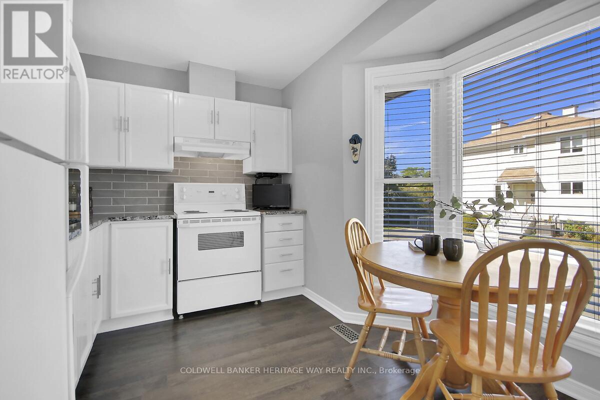 42 - 36 Mcdermot Court, Ottawa, Ontario  K2L 3V3 - Photo 4 - X12410097