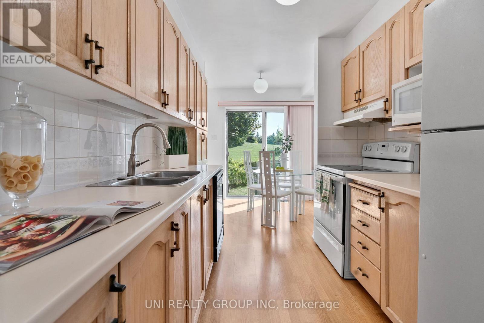 6134 Red Willow Drive, Ottawa, Ontario  K1C 7J8 - Photo 19 - X12410103