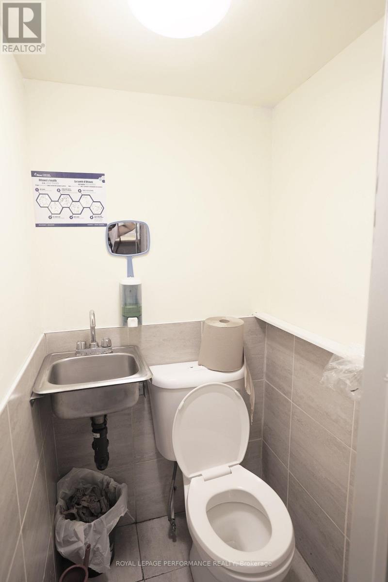 223 Laurier Avenue, Ottawa, Ontario  K1N 6P1 - Photo 11 - X12410115