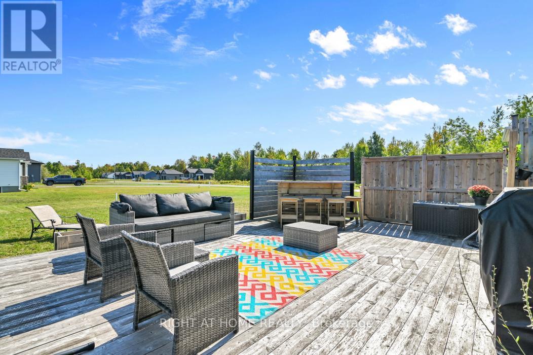 209 Etienne Street, Clarence-Rockland, Ontario  K0A 1E0 - Photo 25 - X12410119