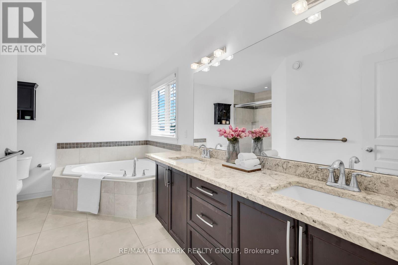 451 Landswood Way, Ottawa, Ontario  K2S 0A4 - Photo 29 - X12410130