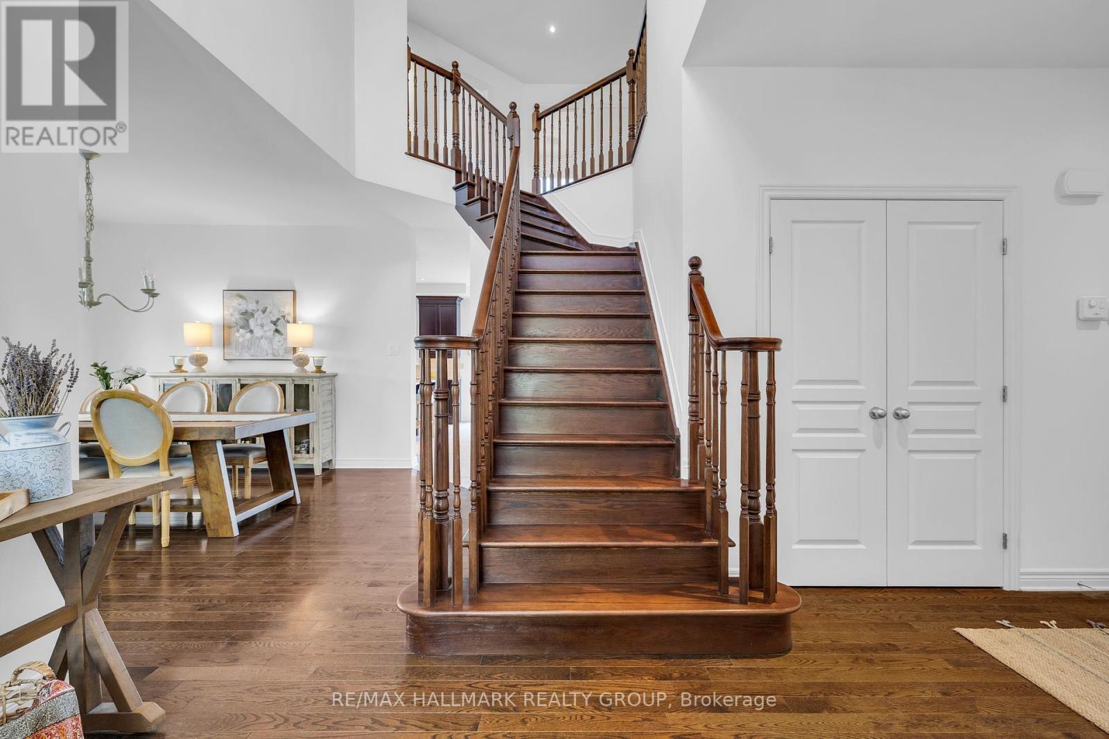 451 Landswood Way, Ottawa, Ontario  K2S 0A4 - Photo 3 - X12410130