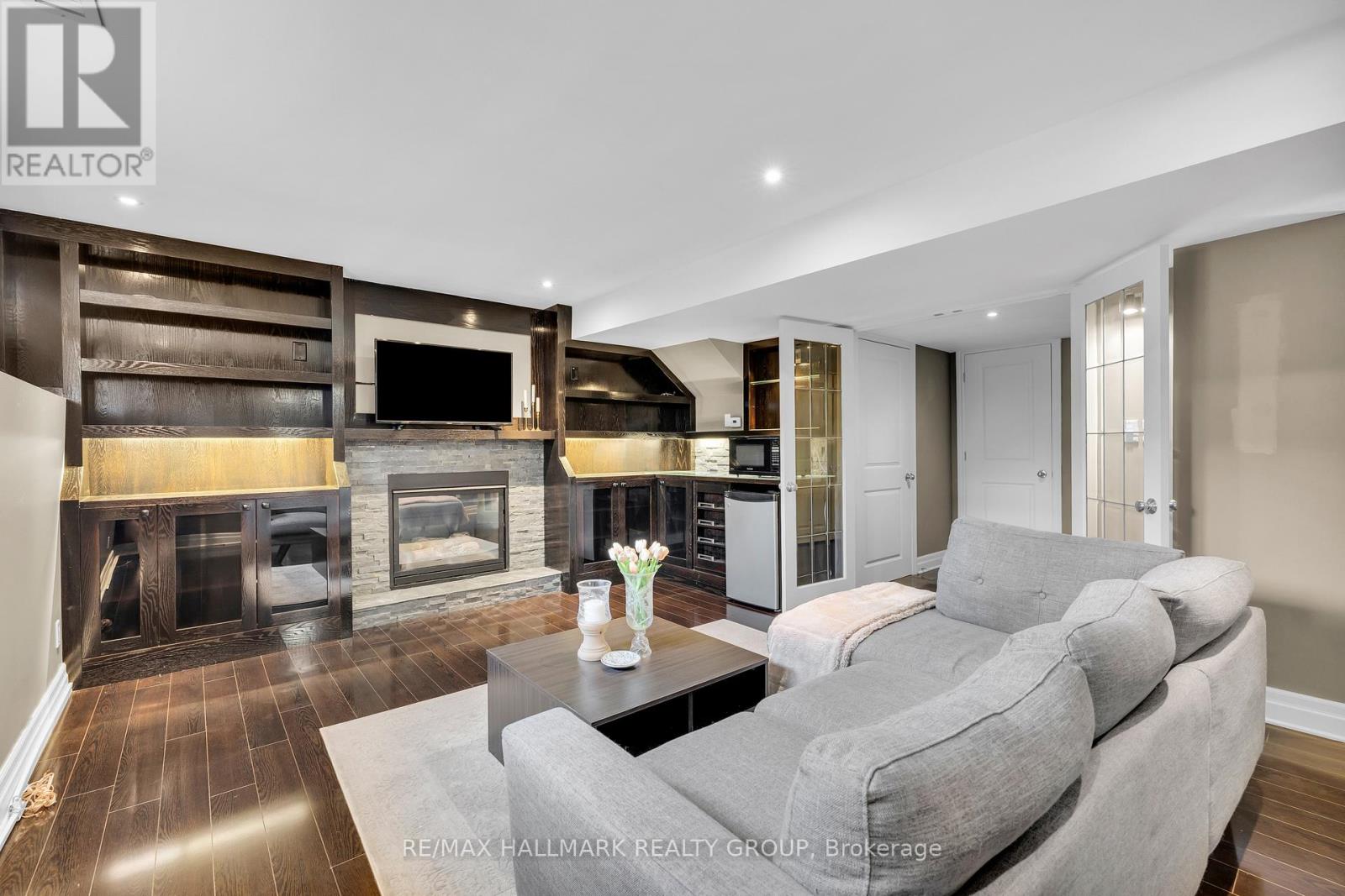 451 Landswood Way, Ottawa, Ontario  K2S 0A4 - Photo 39 - X12410130