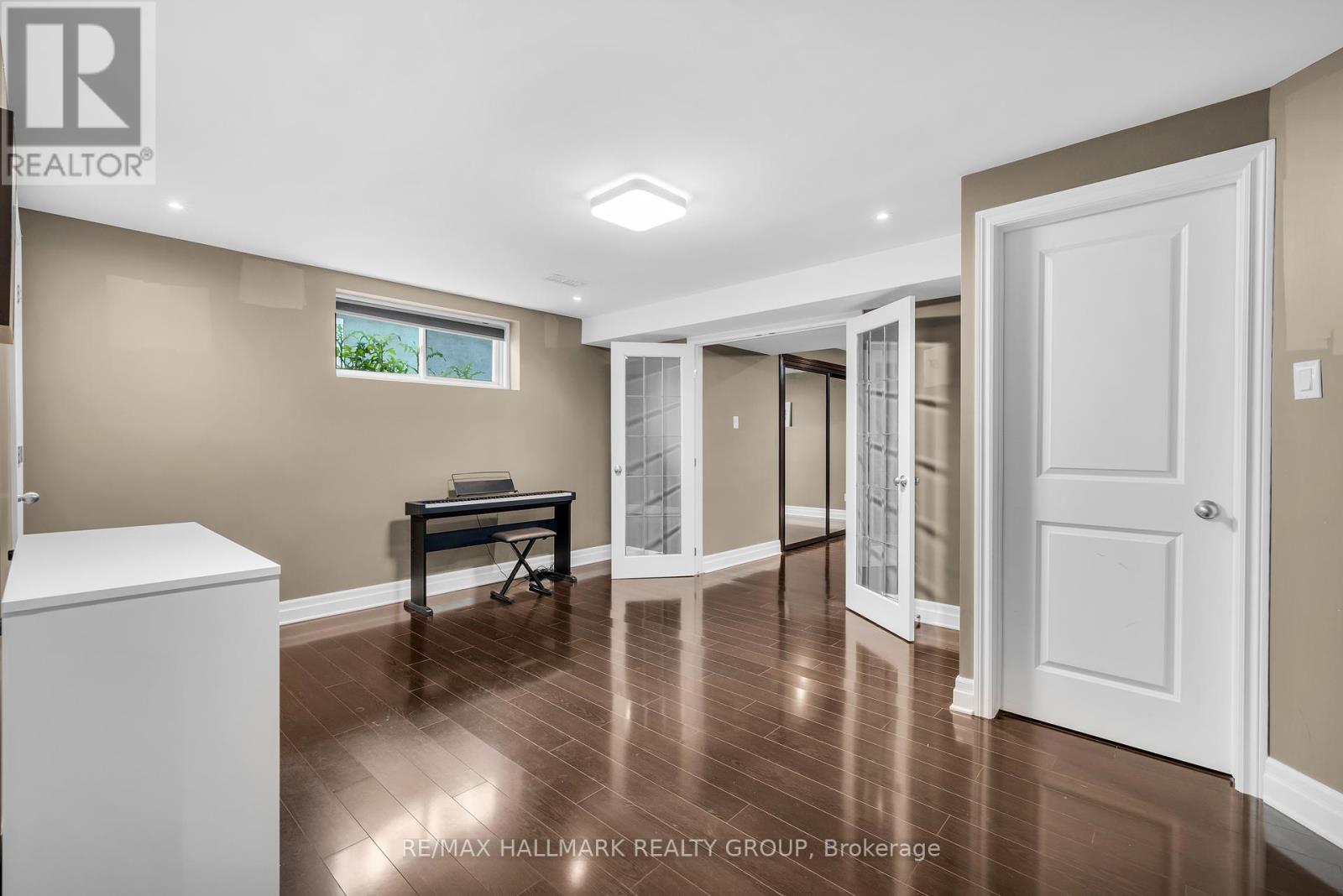 451 Landswood Way, Ottawa, Ontario  K2S 0A4 - Photo 42 - X12410130