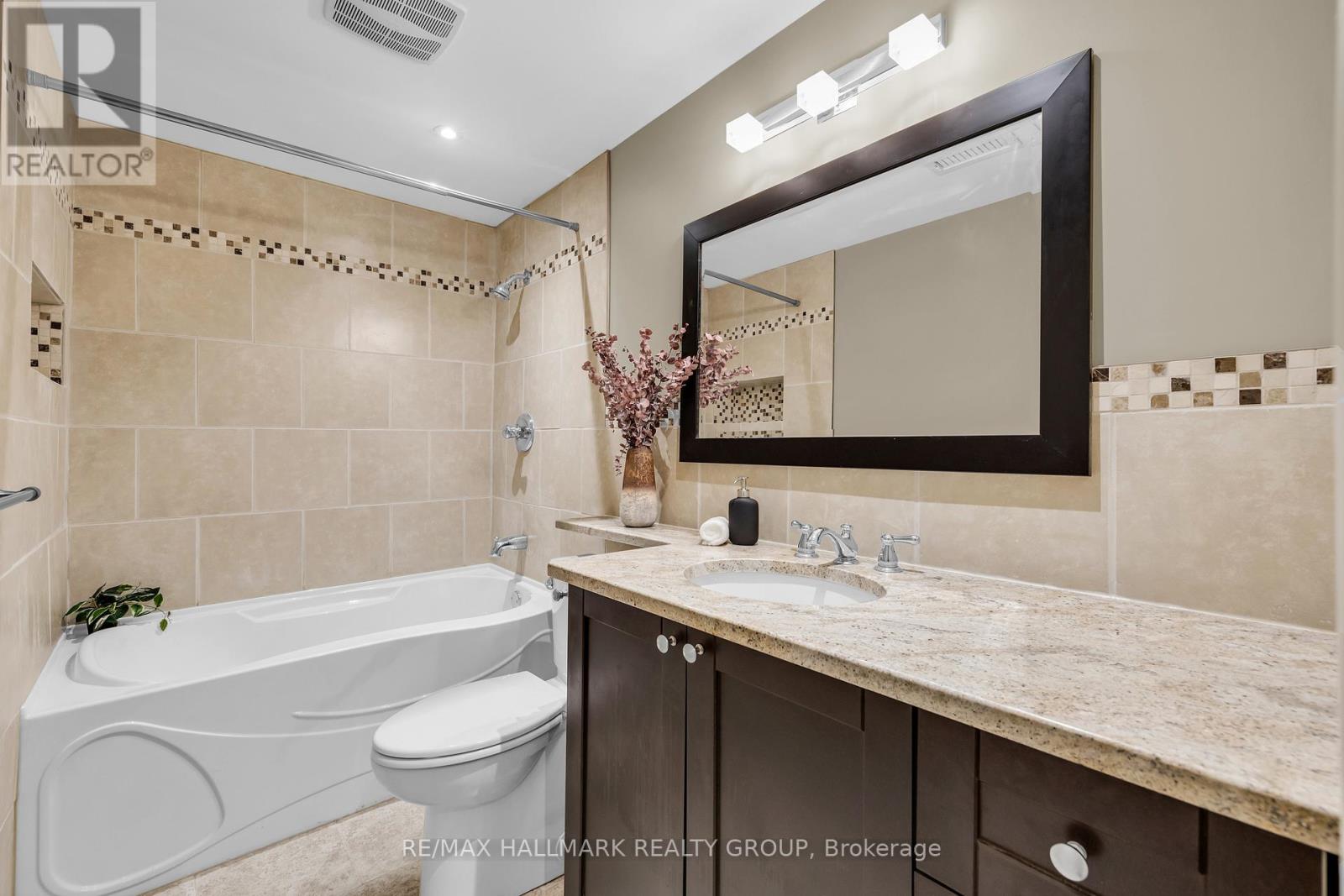 451 Landswood Way, Ottawa, Ontario  K2S 0A4 - Photo 44 - X12410130