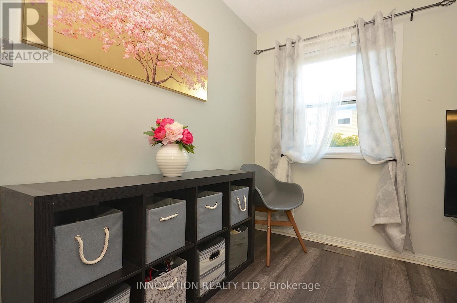 706 Sanibel Private, Ottawa, Ontario  K2H 0A8 - Photo 18 - X12410140