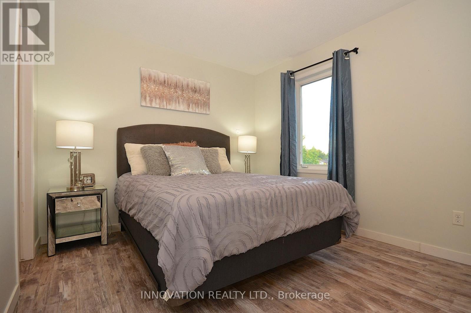 706 Sanibel Private, Ottawa, Ontario  K2H 0A8 - Photo 21 - X12410140