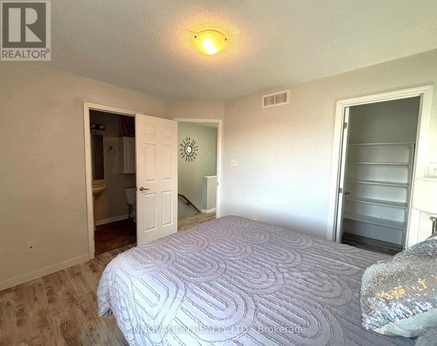 706 Sanibel Private, Ottawa, Ontario  K2H 0A8 - Photo 22 - X12410140