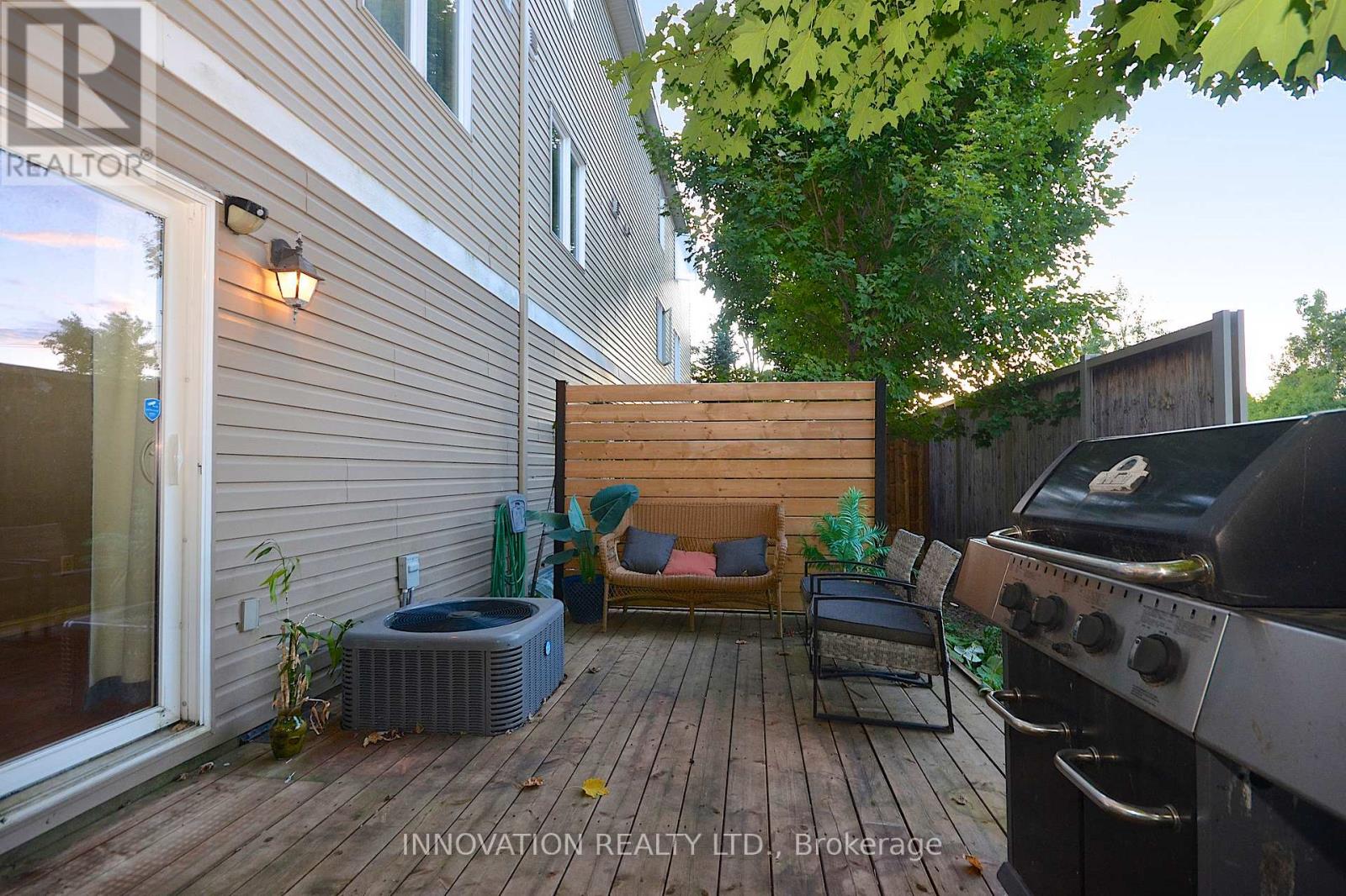 706 Sanibel Private, Ottawa, Ontario  K2H 0A8 - Photo 28 - X12410140