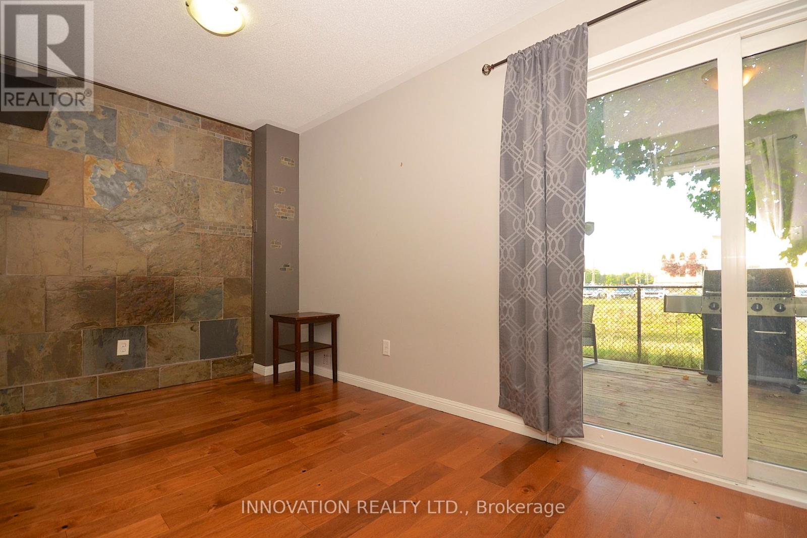 706 Sanibel Private, Ottawa, Ontario  K2H 0A8 - Photo 4 - X12410140