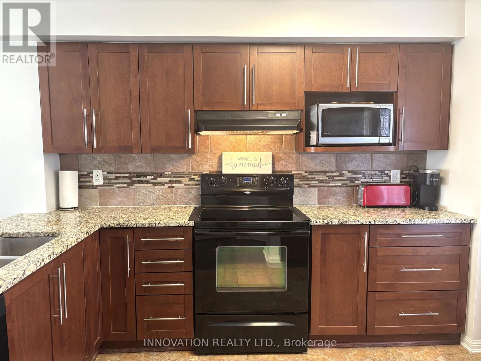 706 Sanibel Private, Ottawa, Ontario  K2H 0A8 - Photo 7 - X12410140