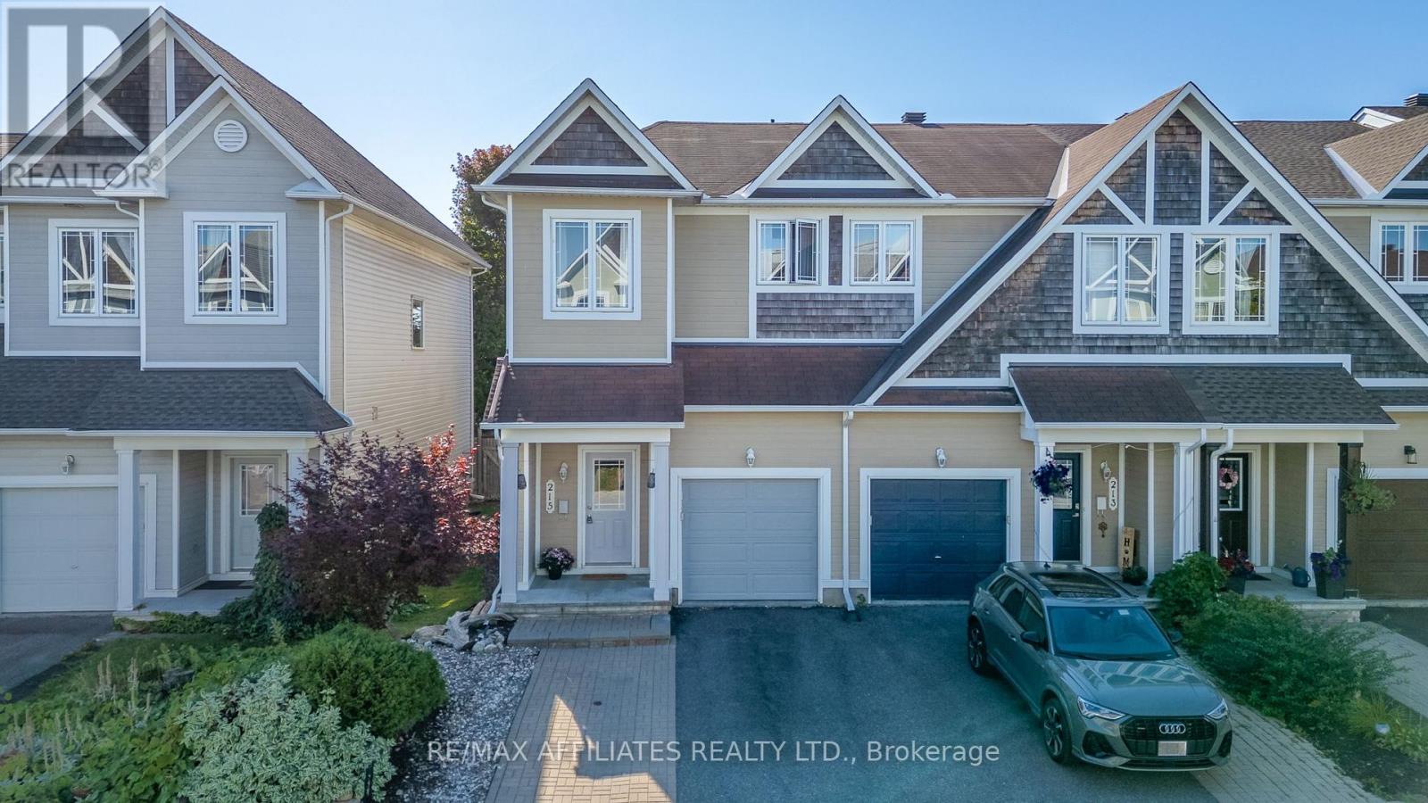 215 Catamount Court, Ottawa, Ontario  K2M 0A8 - Photo 1 - X12410147