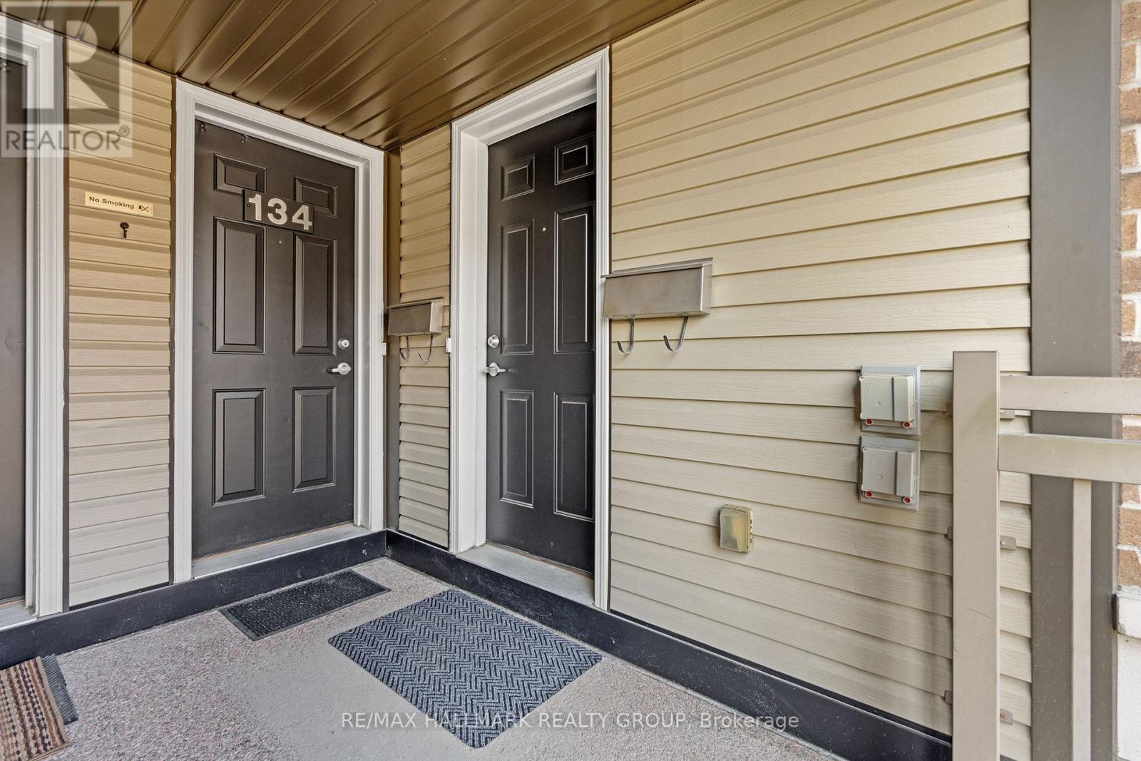 132 Bluestone Private, Ottawa, Ontario  K4A 0X7 - Photo 2 - X12410163