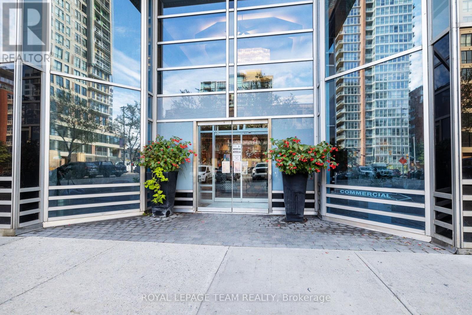 905 - 160 George Street, Ottawa, Ontario  K1N 9M2 - Photo 2 - X12410209