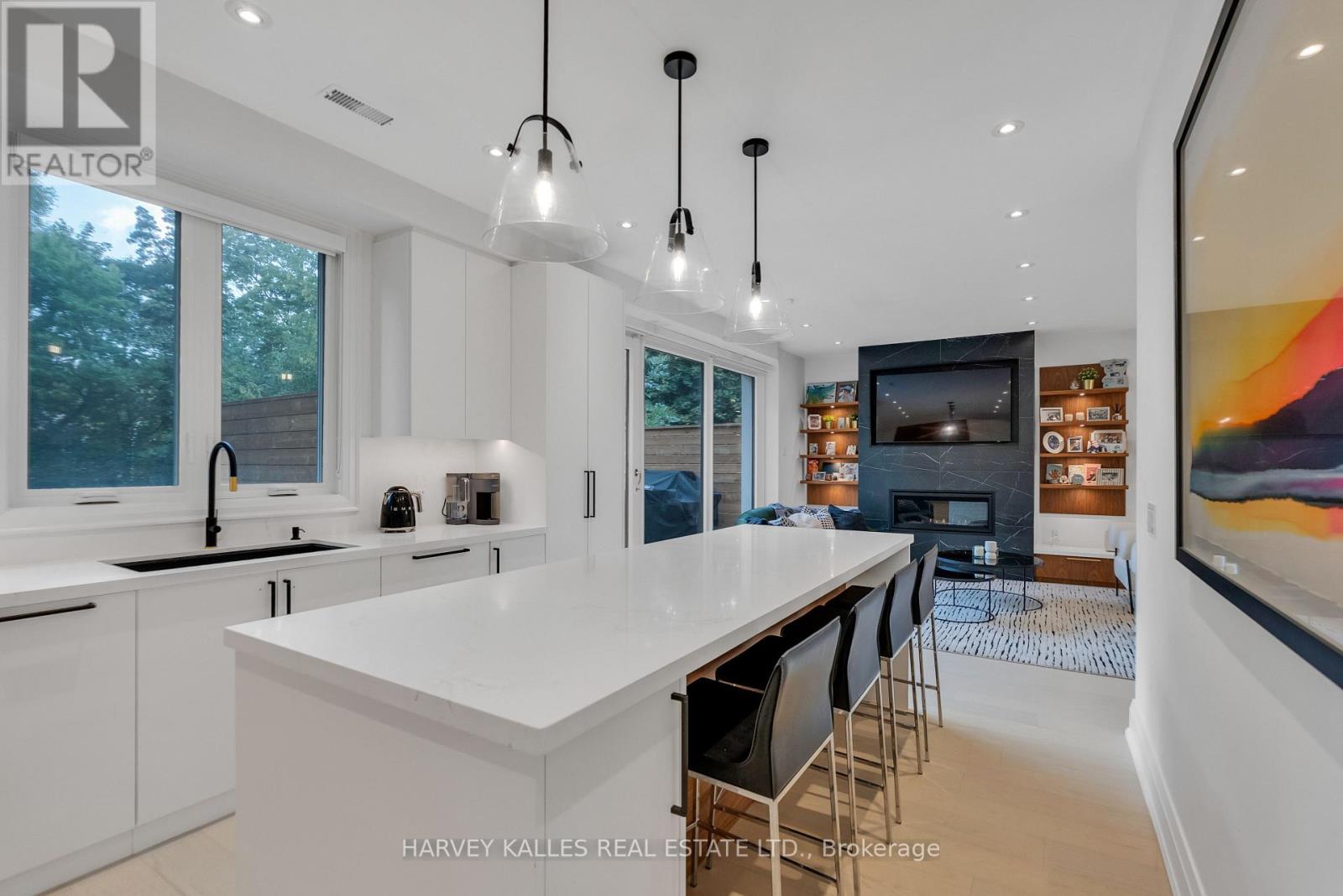 32 Almont Road, Toronto (Clanton Park), Ontario  M3H 3E3 - Photo 17 - C12410036