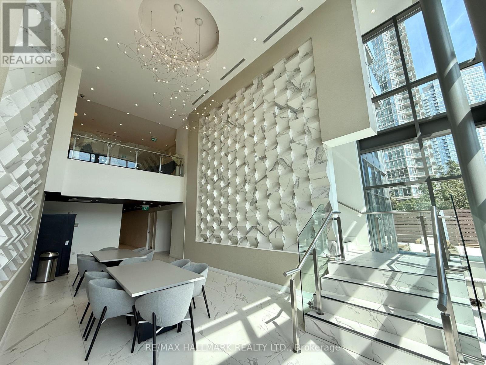 2805 - 11 Brunel Court, Toronto, Ontario  M5V 3Y3 - Photo 18 - C12410054