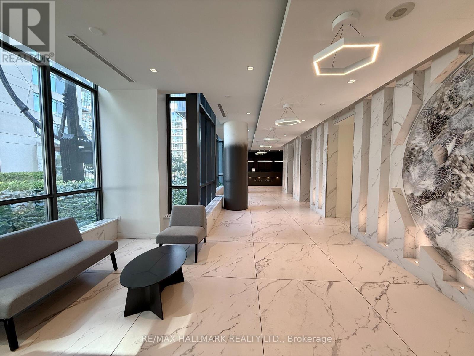 2805 - 11 Brunel Court, Toronto, Ontario  M5V 3Y3 - Photo 2 - C12410054