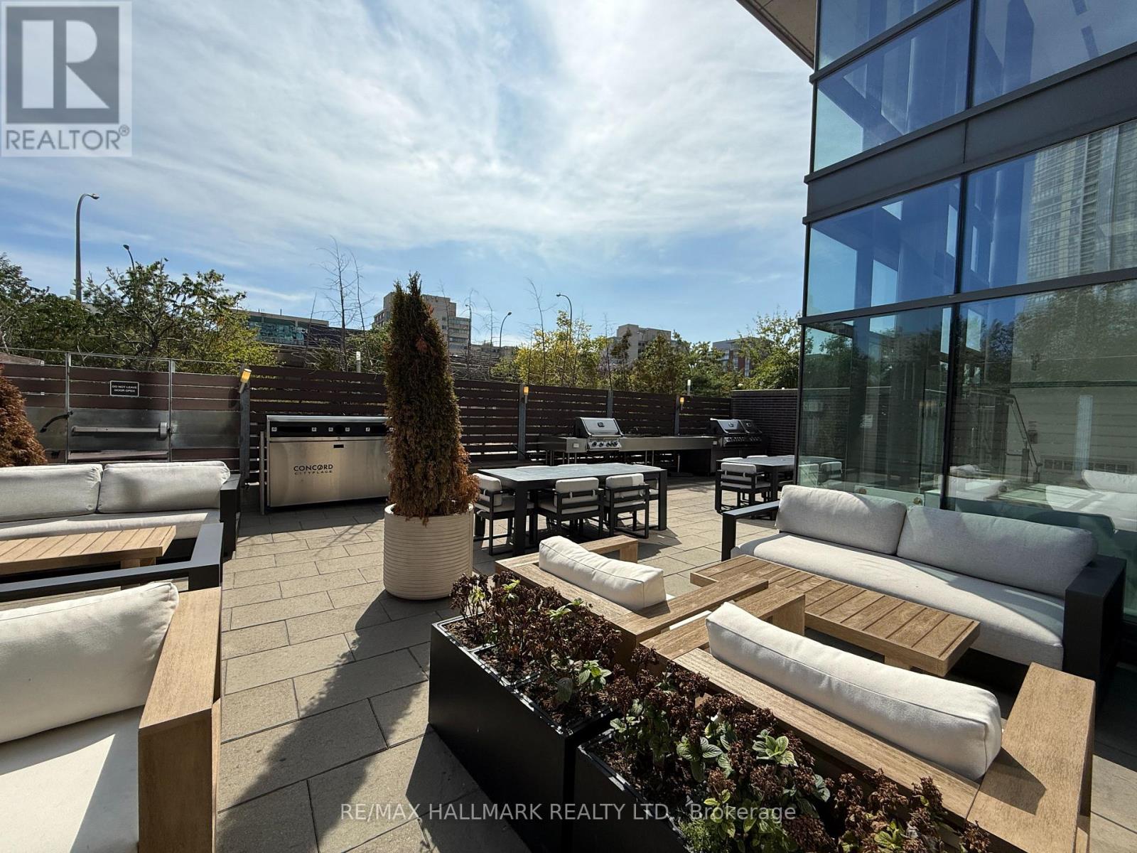 2805 - 11 Brunel Court, Toronto, Ontario  M5V 3Y3 - Photo 26 - C12410054