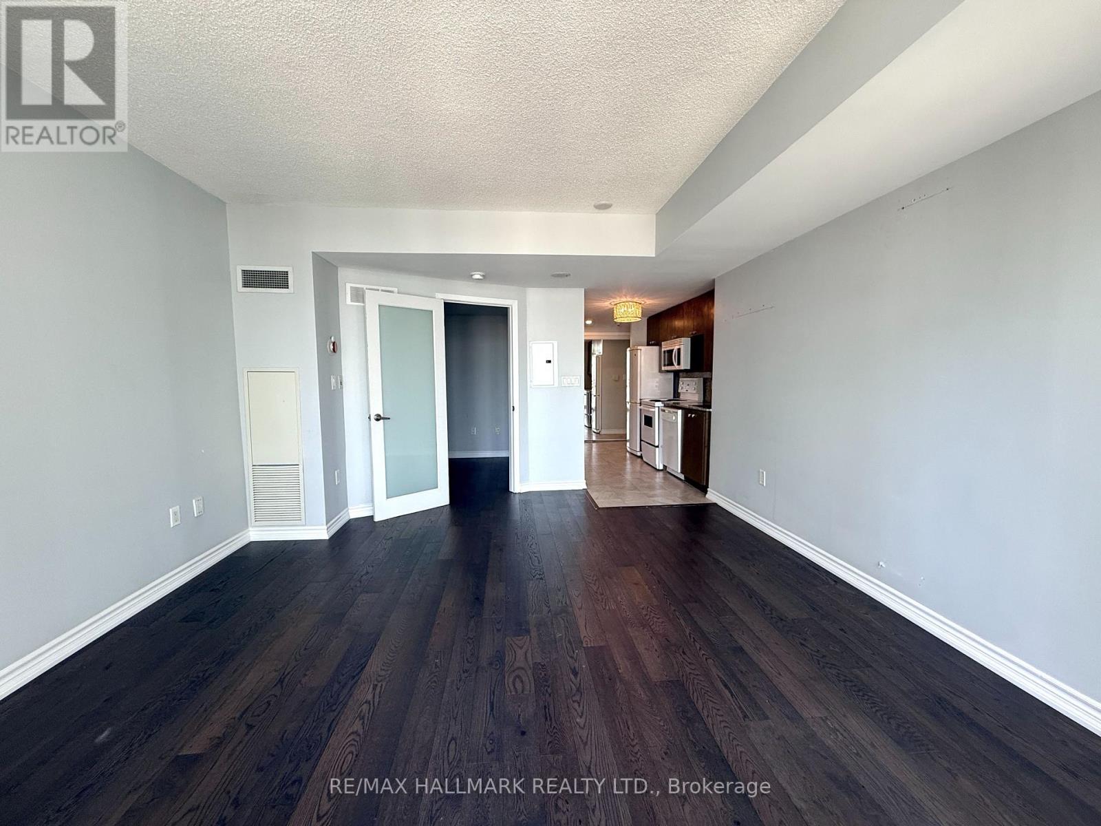 2805 - 11 Brunel Court, Toronto, Ontario  M5V 3Y3 - Photo 9 - C12410054