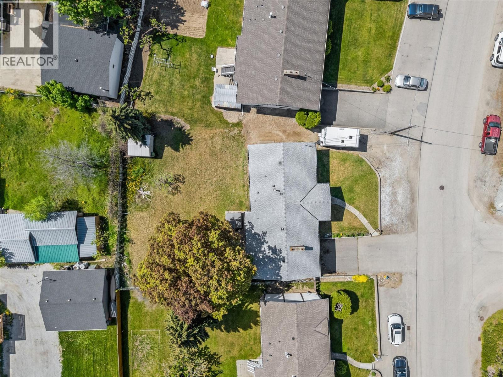 765 Wayne Road Kelowna Photo 43