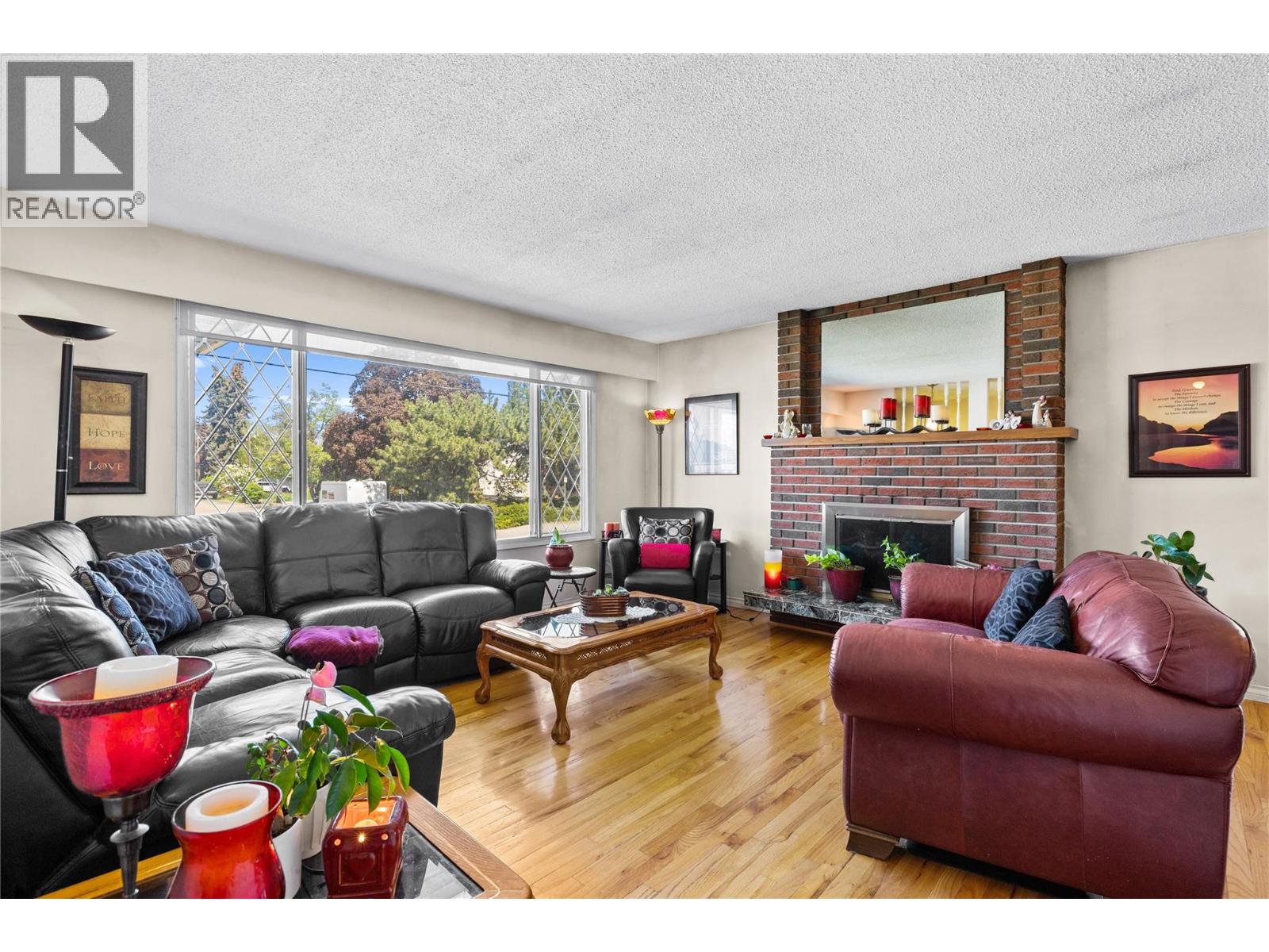 765 Wayne Road Kelowna Photo 3