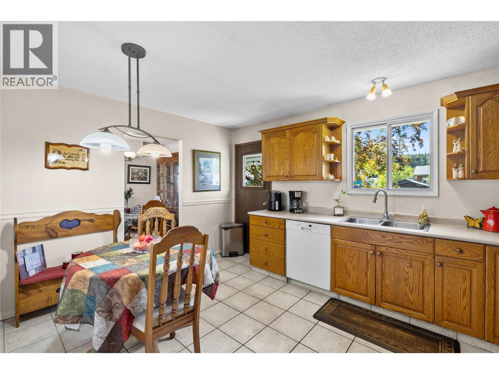 765 Wayne Road Kelowna Photo 9