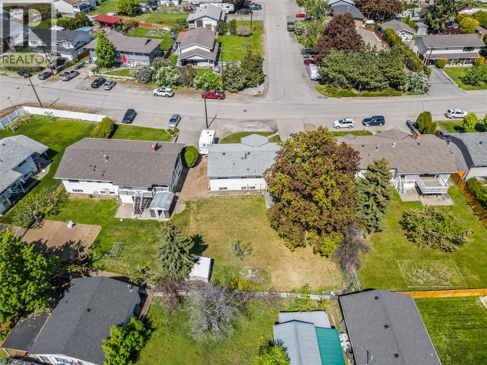 765 Wayne Road Kelowna Photo 44