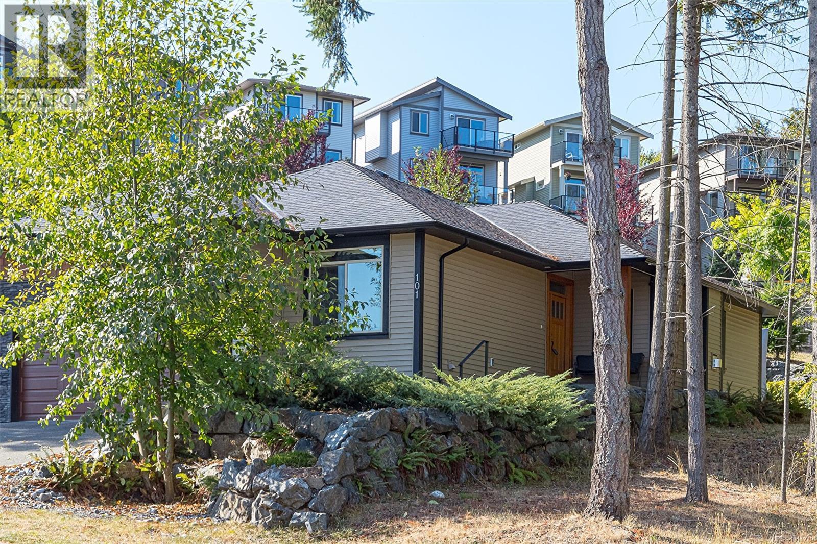 101 Royal Oak Pl, Nanaimo, British Columbia  V9R 6V4 - Photo 2 - 1014239