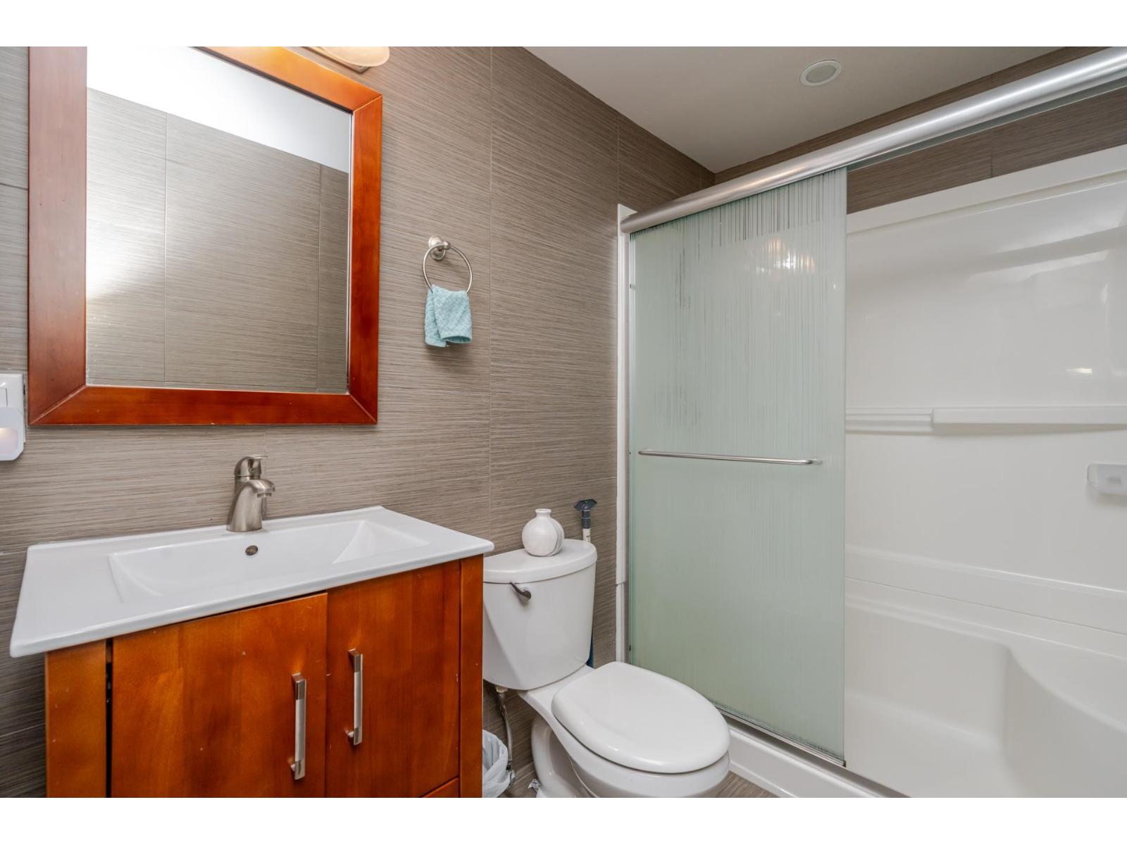 18759 66 Avenue, Surrey, British Columbia  V3S 0T1 - Photo 33 - R3048897