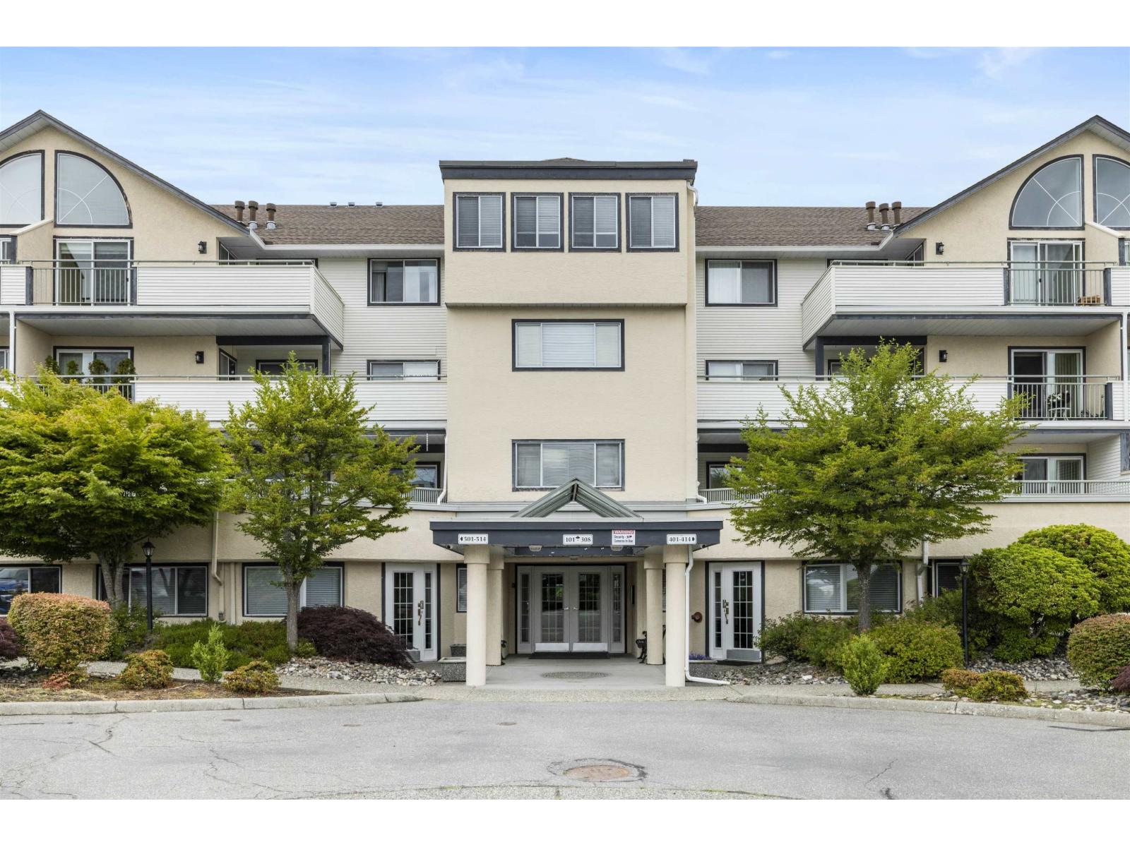 303 19645 64 Avenue, Langley, British Columbia  V2Y 1L2 - Photo 4 - R3048074