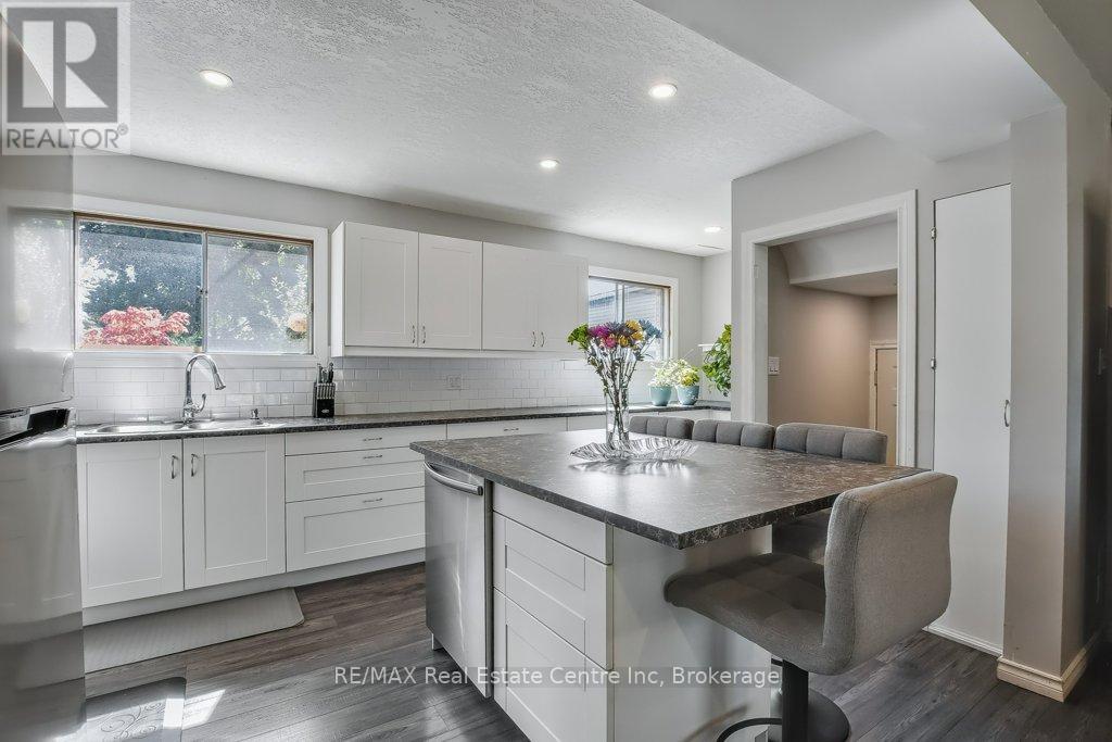 164 Willow Road, Guelph, Ontario  N1H 1W8 - Photo 9 - X12404024