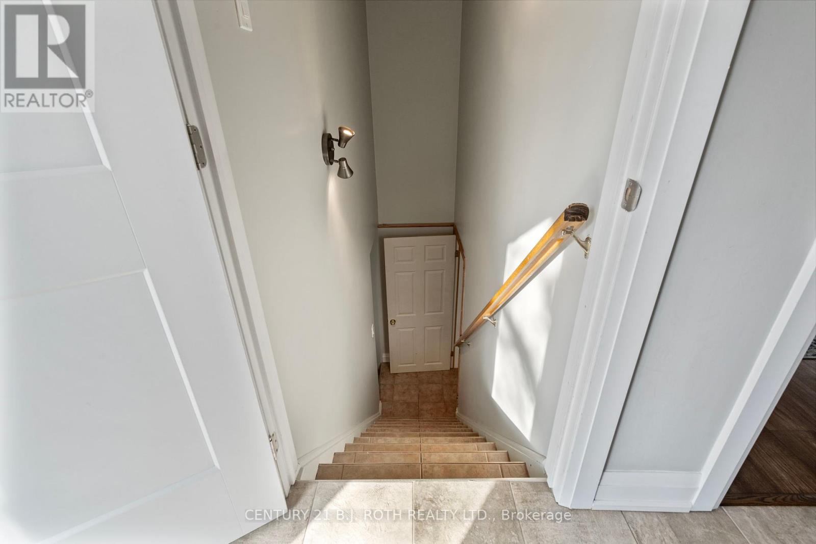 88 Puget Street, Barrie, Ontario  L4M 4N4 - Photo 27 - S12409992